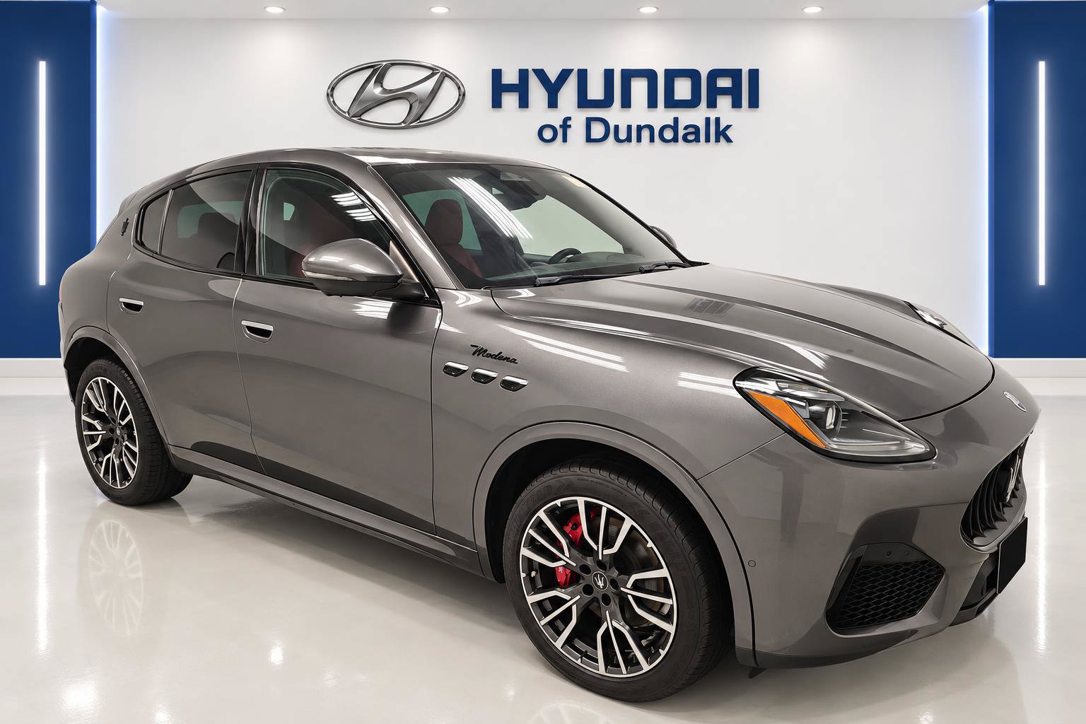 Used 2023 Maserati Grecale Modena AWD/4WD image 3