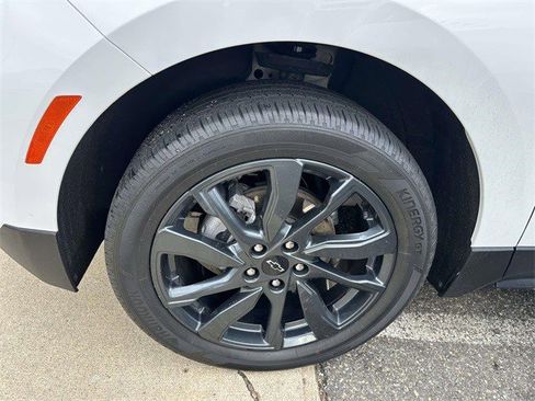 Certified 2022 Chevrolet Equinox RS w/ RS Leather Package image 12