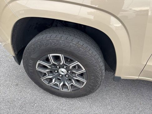 Used 2023 Chevrolet Colorado Z71 w/ Z71 Convenience Package 2 image 34