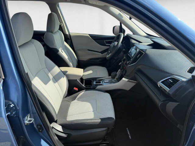 Used 2022 Subaru Forester AWD/4WD image 15