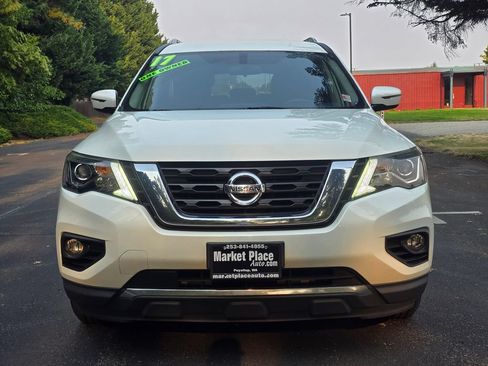 Used 2017 Nissan Pathfinder S AWD/4WD image 9