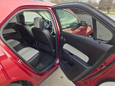 Used 2011 Chevrolet Equinox LT w/ Cargo Management Package image 30