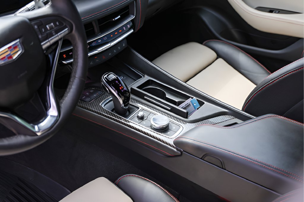 Used 2025 Cadillac CT5 Sport w/ Technology Package RWD image 10