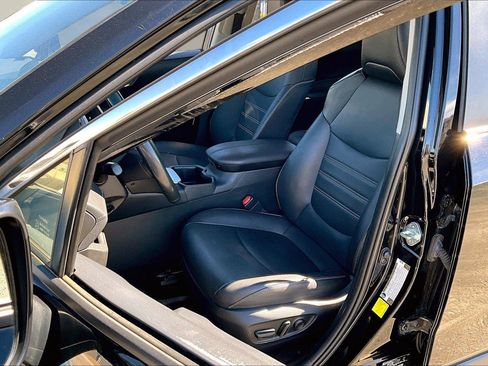 Used 2024 Toyota RAV4 XLE Premium image 23