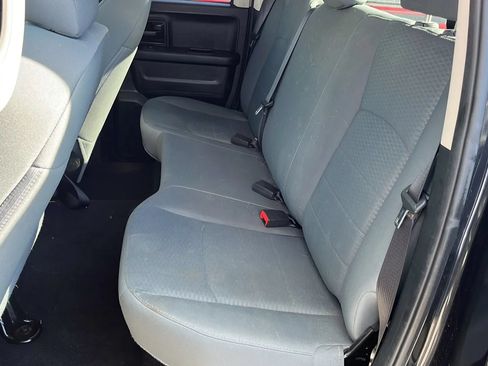 Used 2017 RAM 1500 Express w/ Black Ram 1500 Express Group AWD/4WD image 6