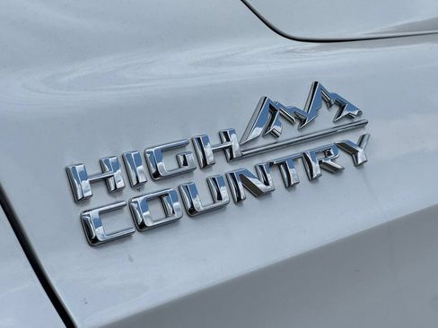 Used 2021 Chevrolet Tahoe High Country AWD/4WD image 8