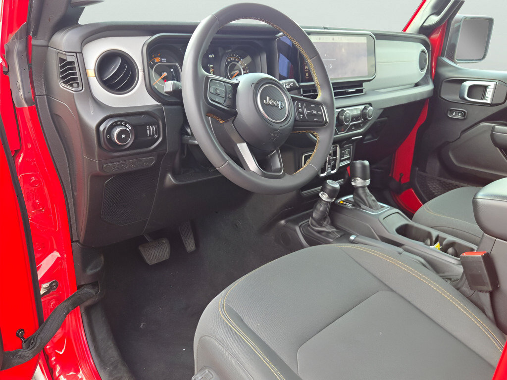 Used 2024 Jeep Wrangler Unlimited Sport AWD/4WD image 24