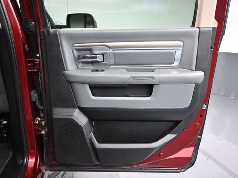 Used 2017 RAM 2500 Big Horn w/ Sport Appearance Group image 38