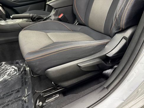 Used 2018 Subaru Crosstrek 2.0i Premium w/ Eyesight System image 12