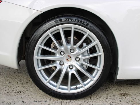 Used 2005 Porsche 911 Carrera RWD image 36