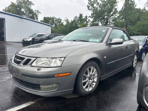 Used 2004 Saab 9-3 Arc FWD image 1