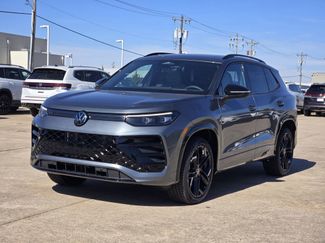 New 2026 Volkswagen Tiguan SE R-Line video 2