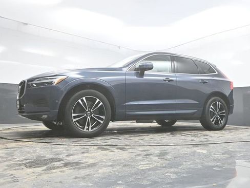 Used 2019 Volvo XC60 T6 Momentum w/ Advanced Package image 30