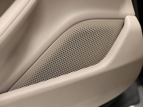 Used 2022 Porsche Taycan 4 Cross Turismo w/ Technology Package image 47