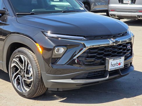 New 2026 Chevrolet TrailBlazer RS w/ Convenience Package image 3