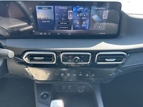 New 2026 Nissan Sentra SV image 17