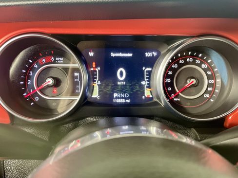 Used 2021 Jeep Wrangler Unlimited Rubicon AWD/4WD image 15