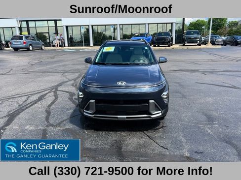 Used 2025 Hyundai Kona Limited AWD/4WD image 4