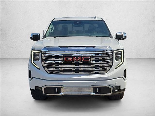 Used 2023 GMC Sierra 1500 Denali AWD/4WD image 2