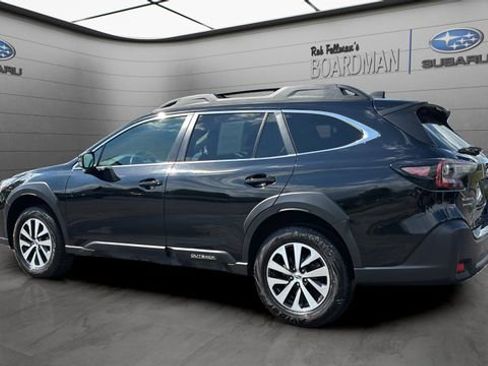 Used 2023 Subaru Outback Premium AWD/4WD image 8