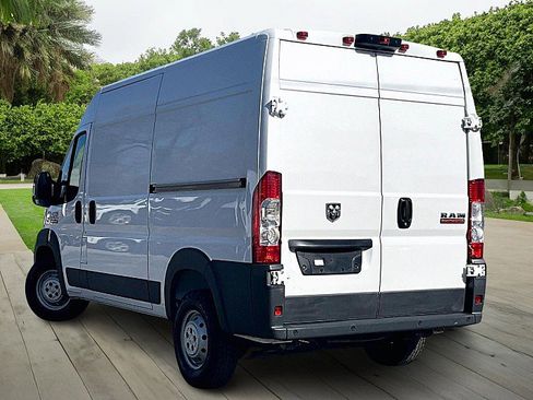 Used 2018 RAM ProMaster 1500 w/ Premium Appearance Group image 12