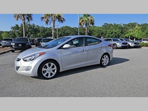 Used 2013 Hyundai Elantra Limited w/ Technology Pkg FWD image 36