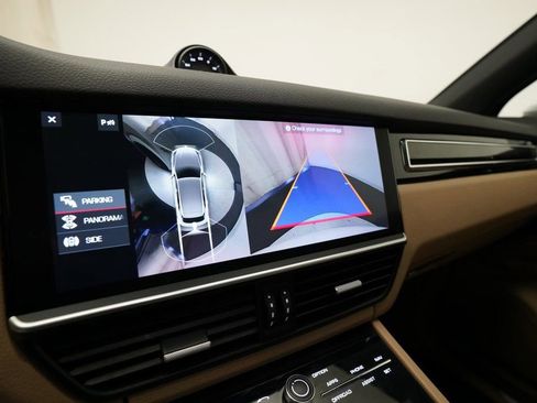 Certified 2019 Porsche Cayenne E-Hybrid image 22