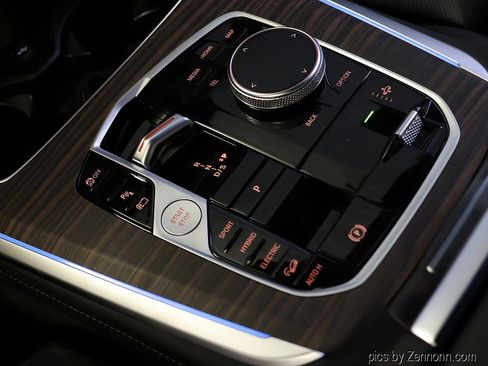 New 2026 BMW X5 xDrive50e w/ Climate Comfort Package image 27