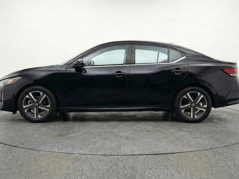 Used 2025 Nissan Sentra SV image 5