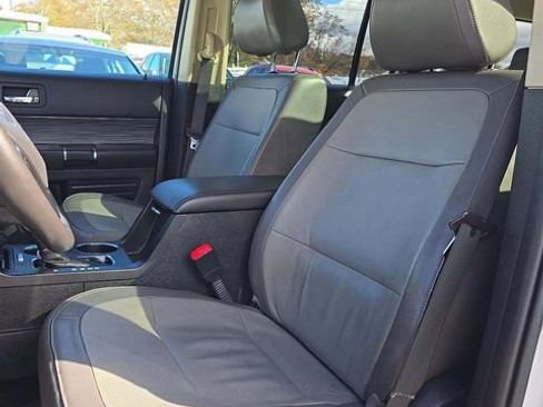 Used 2018 Ford Flex SEL w/ Equipment Group 202A image 3