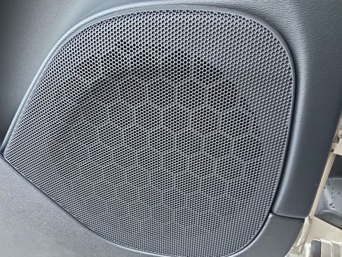 New 2026 Volvo XC90 B6 Plus w/ Protection Package Premier image 31