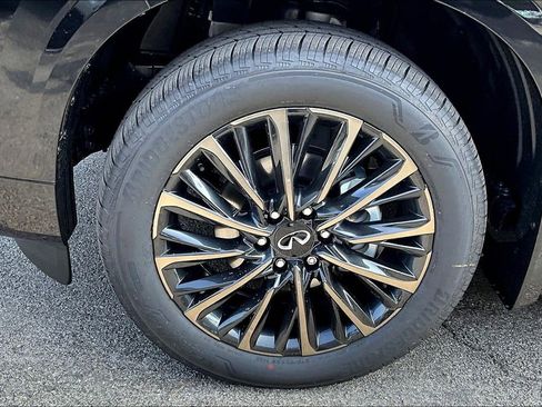 New 2026 INFINITI QX80 Autograph AWD/4WD image 16