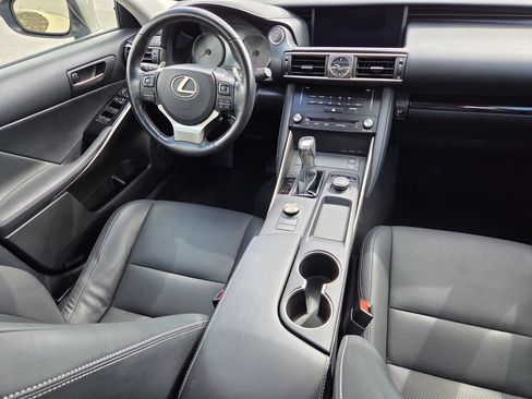 Used 2017 Lexus IS 300 AWD w/ Premium Package image 36