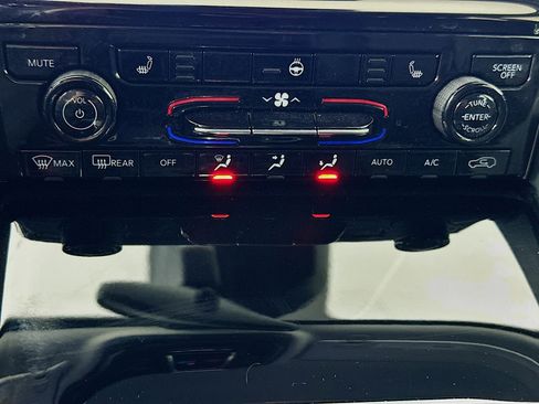 Used 2023 Jeep Grand Cherokee Limited w/ Trailer Tow Prep Group (B) image 24