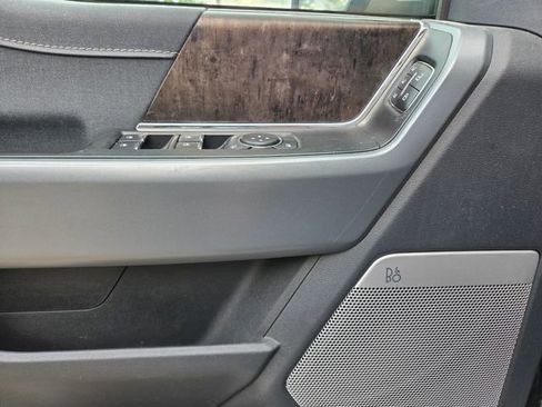 Used 2023 Ford F150 Lariat RWD image 11