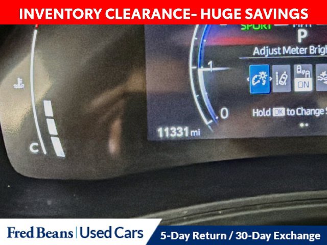 Used 2024 Toyota Grand Highlander AWD image 17