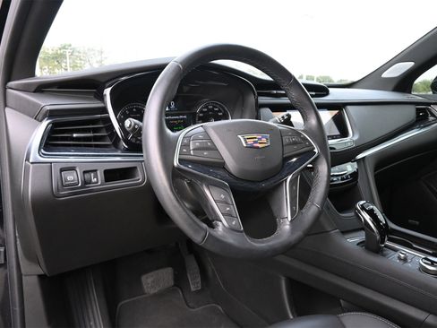 Certified 2024 Cadillac XT5 Premium Luxury image 16