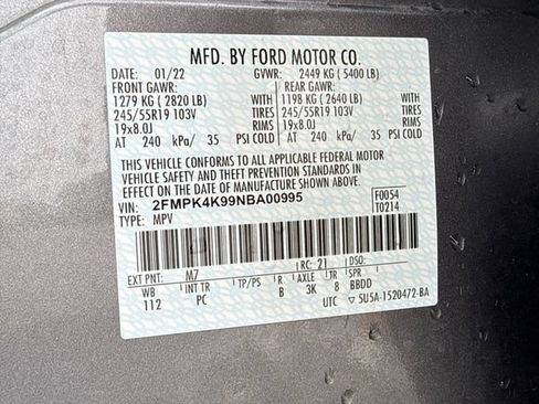 Used 2022 Ford Edge Titanium w/ Equipment Group 301A AWD/4WD image 26