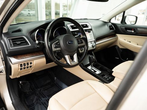 Used 2015 Subaru Outback 2.5i Limited image 10