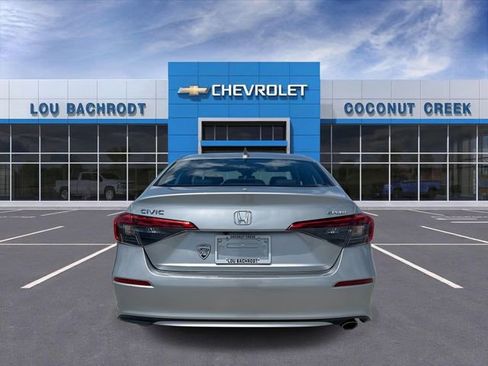 Used 2023 Honda Civic Sport image 7