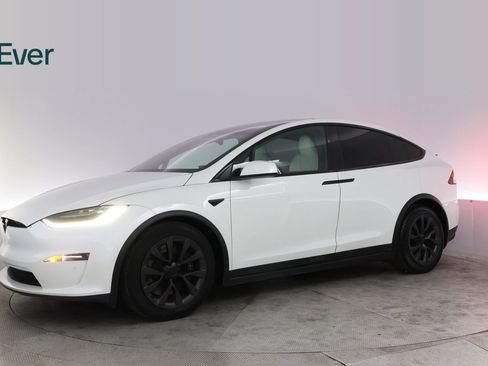 Used 2022 Tesla Model X AWD/4WD image 18