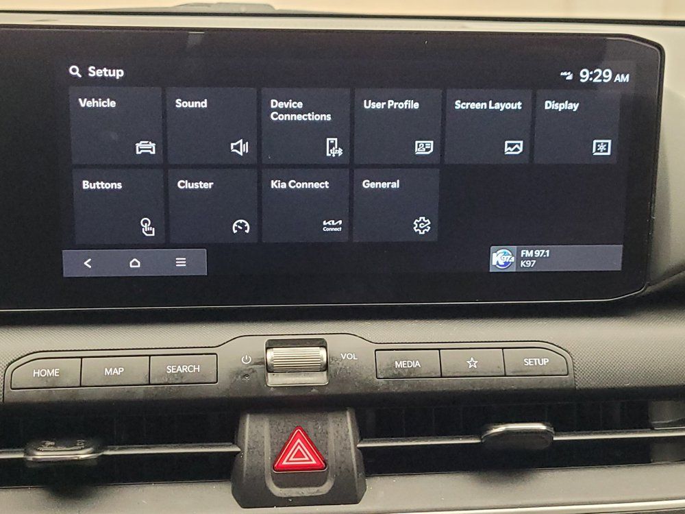 Used 2025 Kia K4 FWD image 25