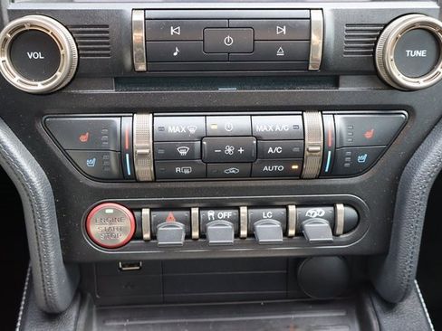 Used 2020 Ford Mustang Shelby GT350 w/ Technology Package image 9