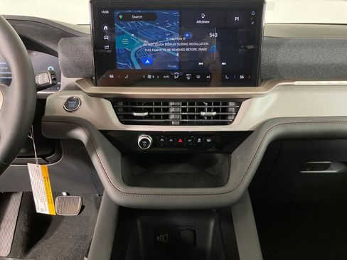 New 2026 Ford Explorer Active image 29