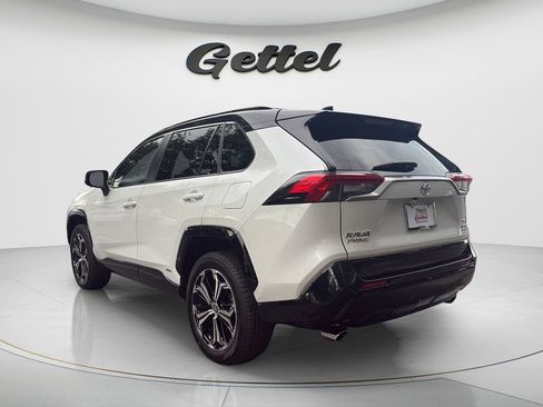 Used 2025 Toyota RAV4 XSE AWD/4WD image 7