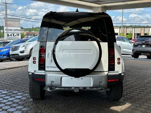 Used 2024 Land Rover Defender 110 S AWD/4WD image 5