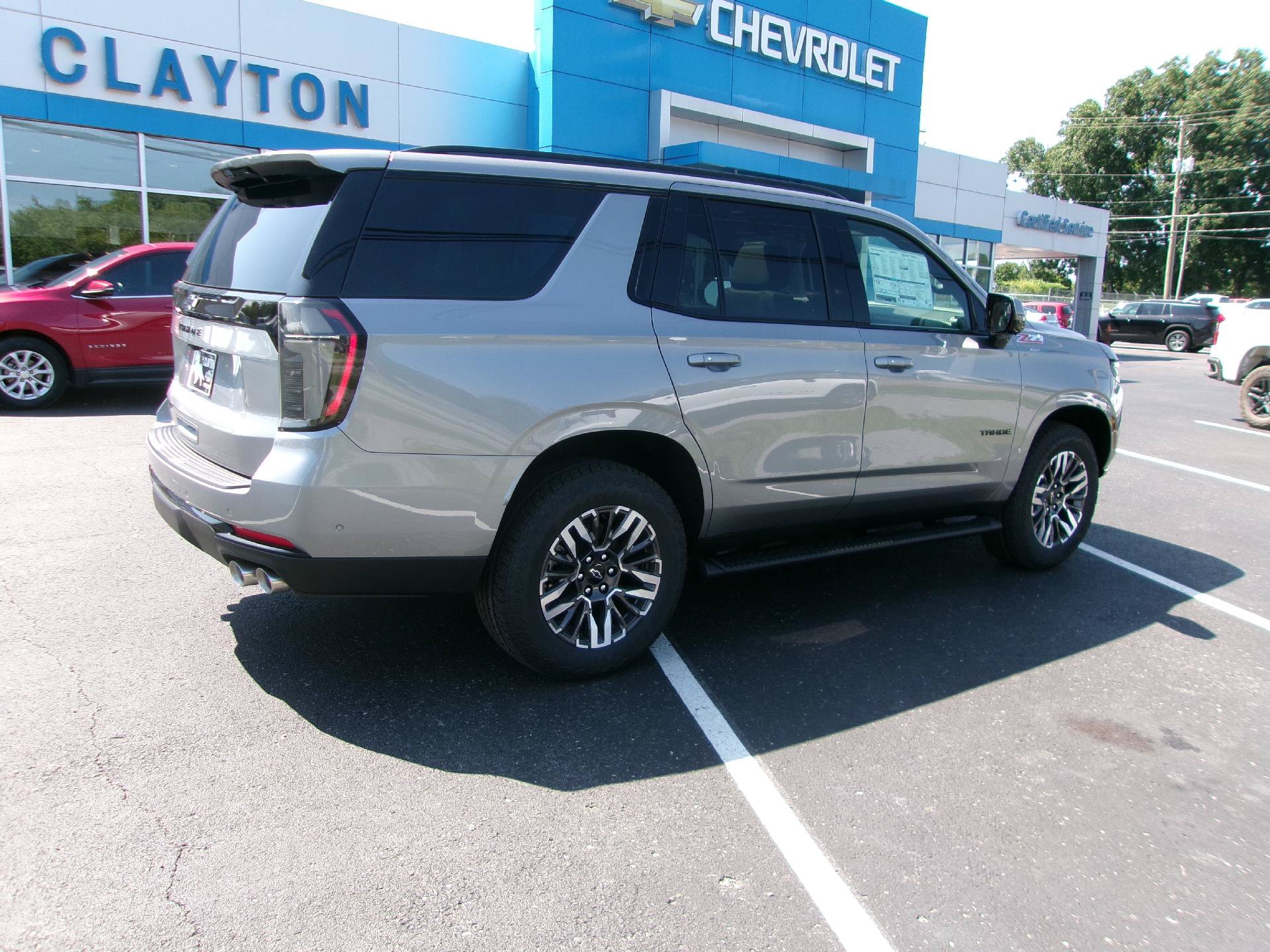 New 2026 Chevrolet Tahoe Z71 w/ Z71 Off-Road Package AWD/4WD image 3
