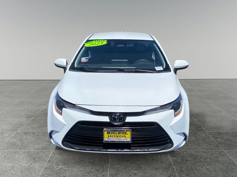 Used 2023 Toyota Corolla LE FWD image 8