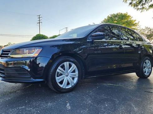 Used 2017 Volkswagen Jetta S FWD image 1