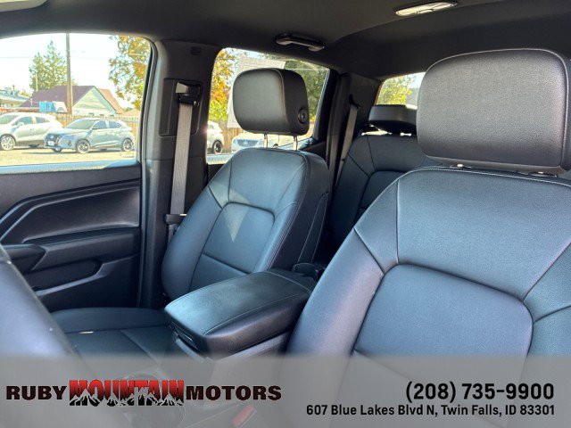 Used 2025 Chevrolet Colorado Trail Boss AWD/4WD image 11